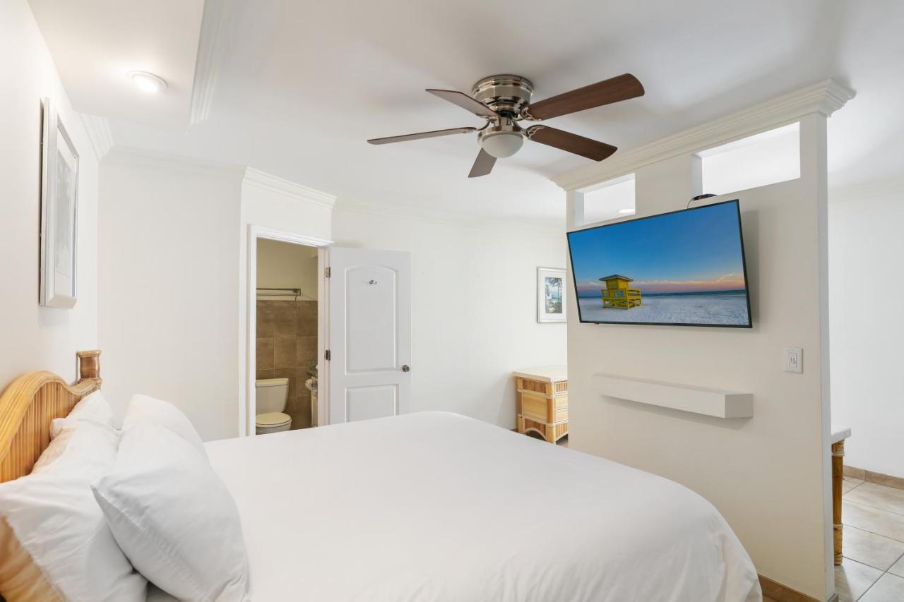 Siesta Key Beach Resort And Suites Sarasota Exterior foto